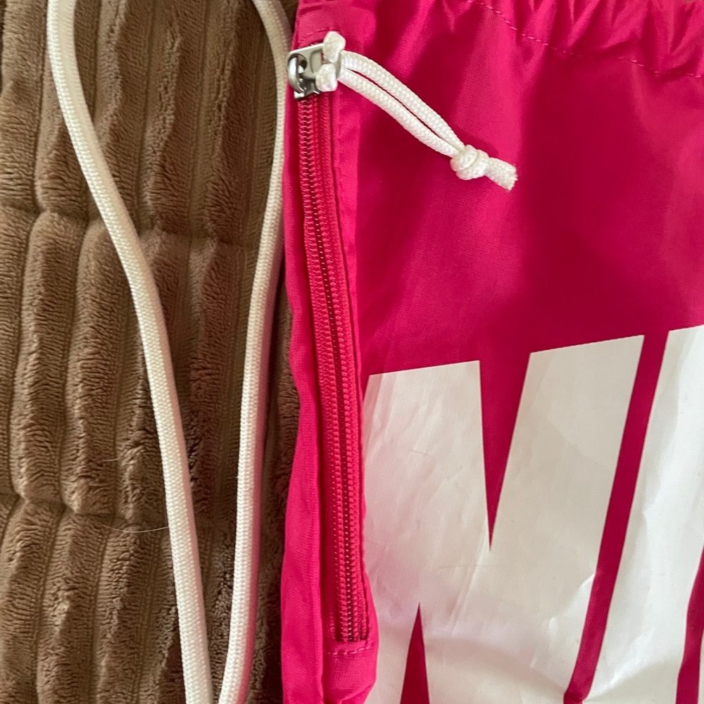 Nike Cinch Sack Drawstring Bag Girls pink cinch sack - Picture 5 of 6